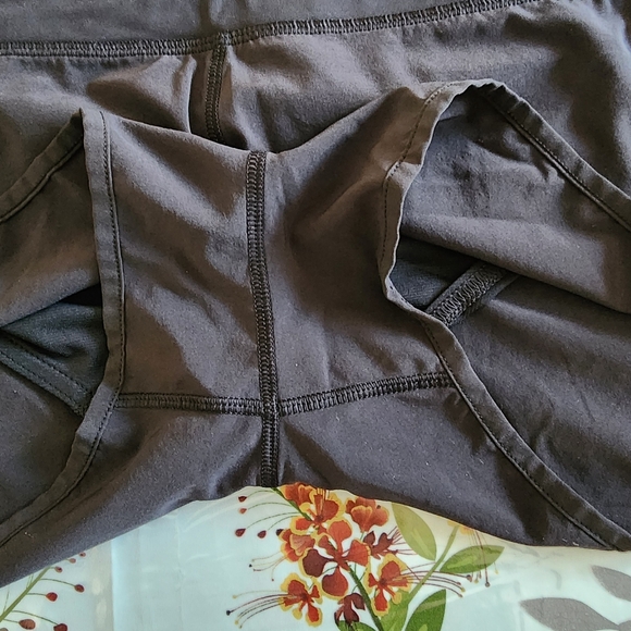 ENC LULU size 8 shorts - Picture 2 of 7